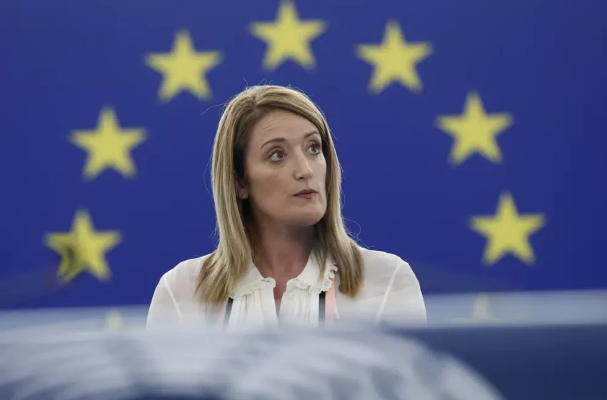  La UE se tambalea mientras el escándalo empaña la credibilidad del Parlamento