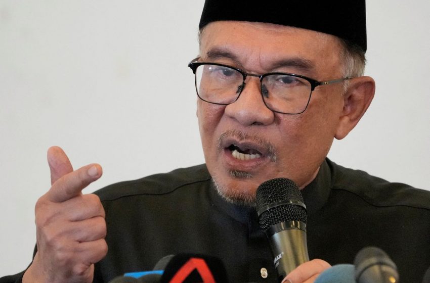  El nuevo primer ministro malasio Anwar revisa los proyectos de miles de millones de dólares de su predecesor