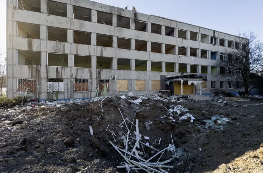  Escuela ucraniana rechaza afirmación rusa de tropas muertas allí