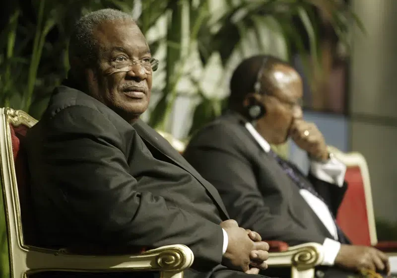  Gérard Latortue, ex primer ministro haitiano interino, muere a los 88 años