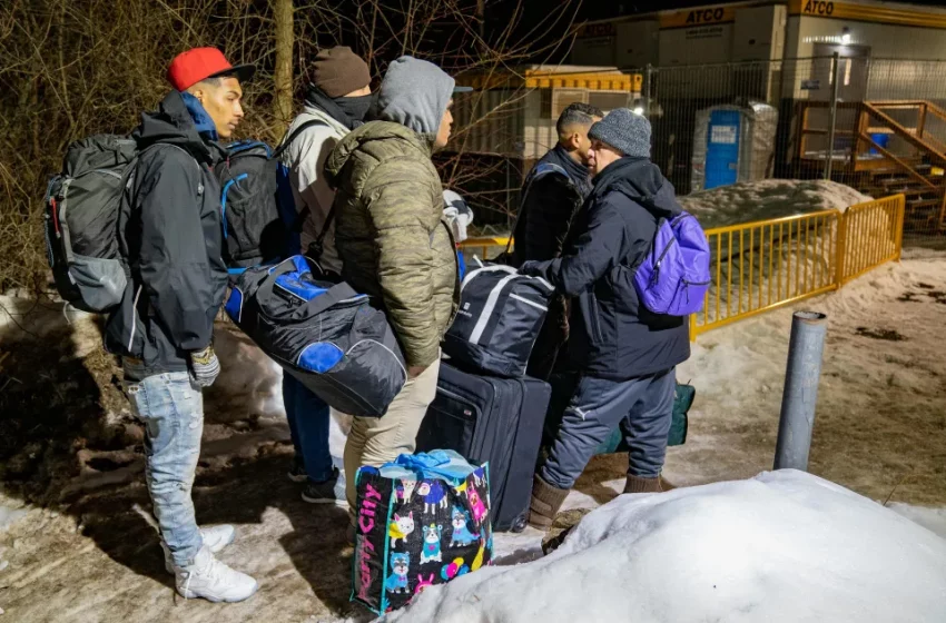  Aumenta la cantidad de inmigrantes que deja Nueva York para ir a Canadá por pasos irregulares
