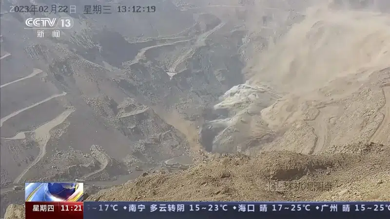  Más cuerpos encontrados en el colapso de la mina de China, 48 siguen desaparecidos