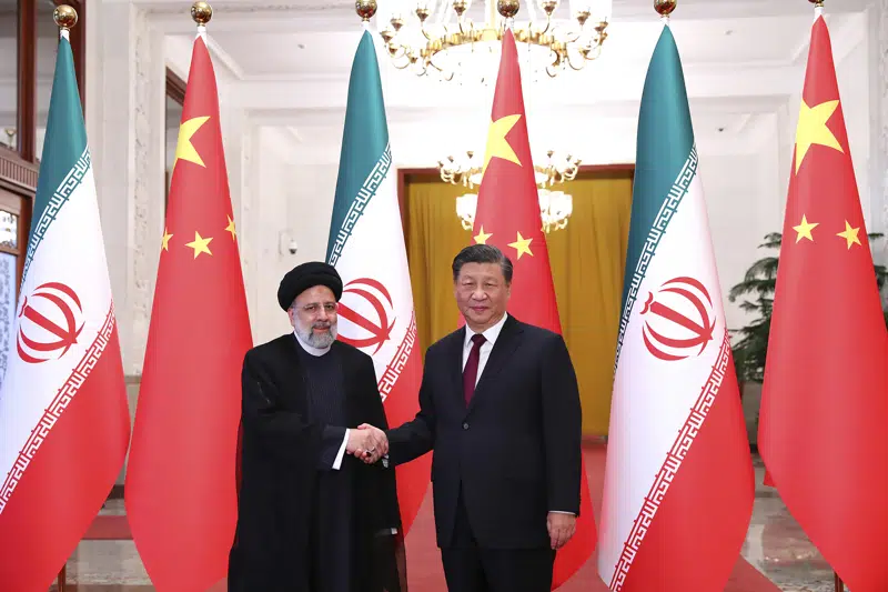  China niega motivos ocultos tras organizar conversaciones entre Irán y Arabia Saudita