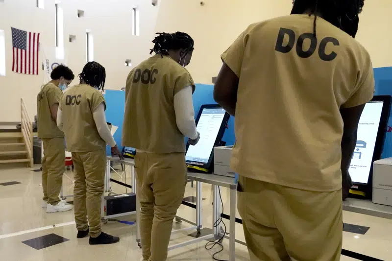  Empuje para ampliar los derechos de voto en EE. UU. para los detenidos en las cárceles