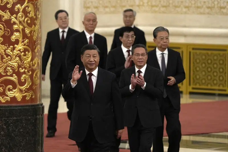  Nuevos líderes y economía dominarán sesión legislativa de China