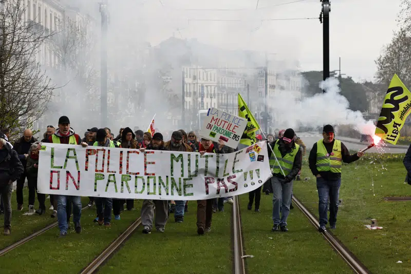  Francia se prepara para la violencia en nueva ola de protestas por pensiones