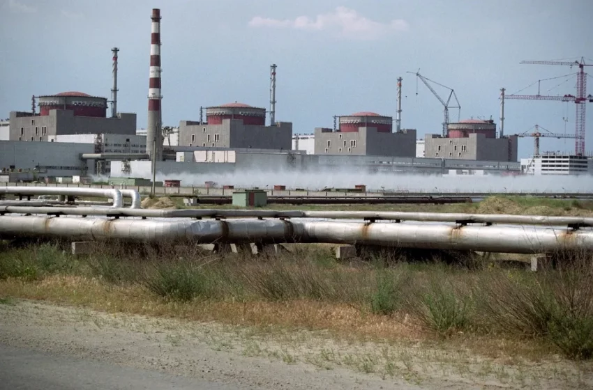  Ucrania acusa a Rusia de mantener «secuestrada» la central nuclear de Zaporiyia