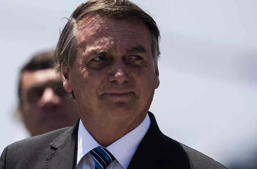 Policía brasileña pide interrogar a Bolsonaro por el caso de las joyas saudíes