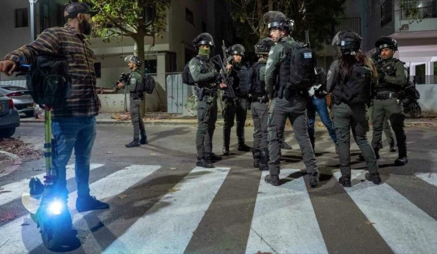  Resistencia ataca una comisaría y dispara a un dron espía de Israel
