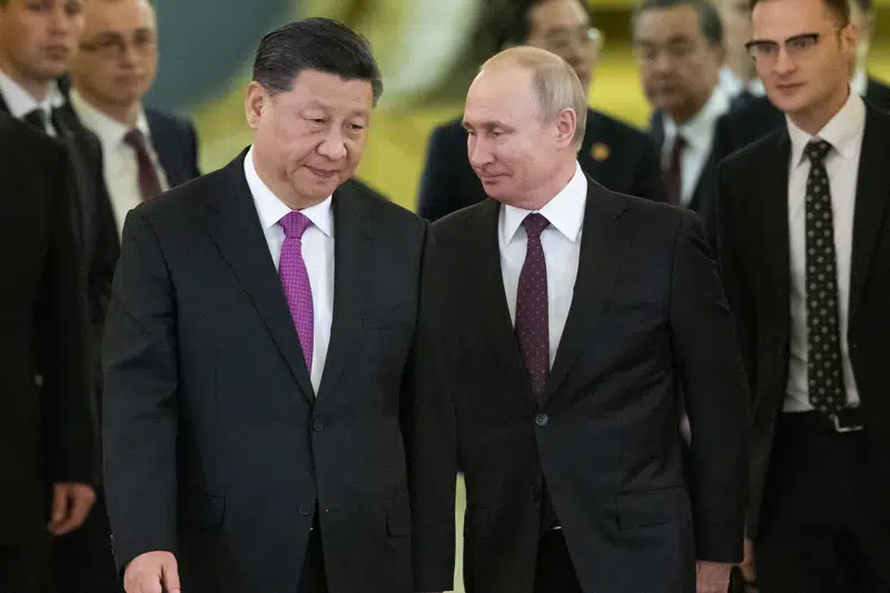  Xi de China realiza primera visita a Moscú mientras Putin libra guerra en Ucrania