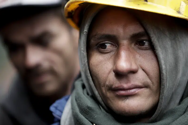  Explosión en mina de carbón colombiana deja 11 muertos, buscan sobrevivientes