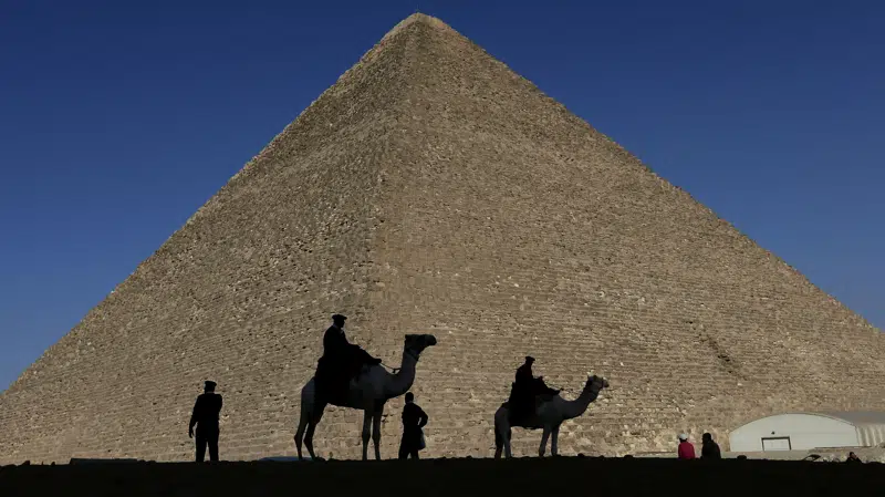  Egipto revela cámara de 9 metros de largo dentro de la Gran Pirámide