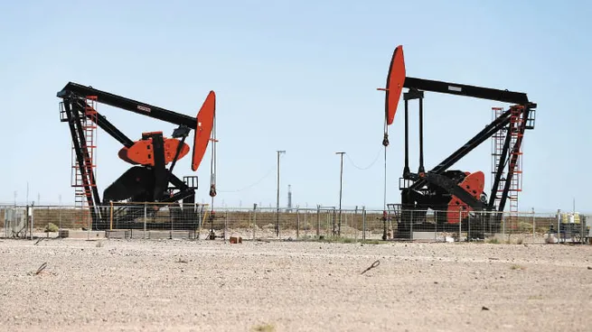  El petróleo conquistó su cuarta suba semanal en fila ante proyecciones sobre demanda récord