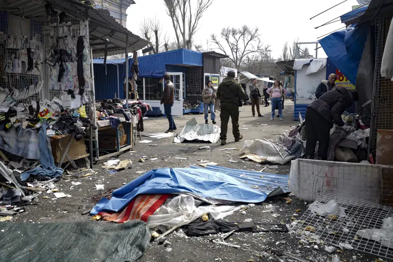  Rusia ataca áreas de Ucrania anexadas ilegalmente desde tierra y aire