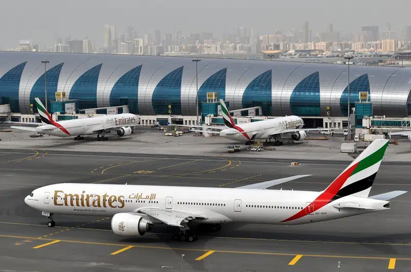  La aerolínea de larga distancia Emirates obtiene la ganancia más alta en 2022 de $ 2.9 mil millones después de los vuelos en tierra por la pandemia