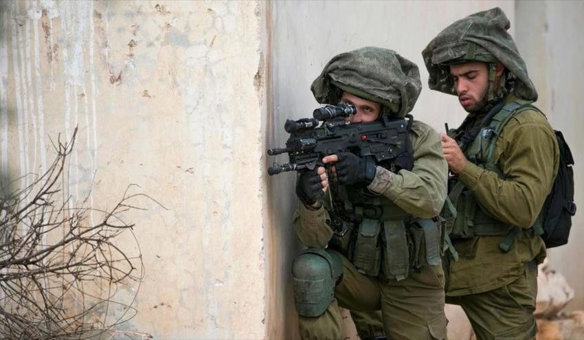  Fuerzas israelíes asesinan a 2 palestinos en redada en Cisjordania