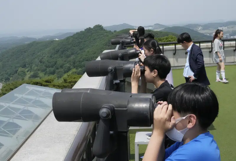  El lanzamiento del satélite espía de Corea del Norte falla cuando el cohete cae al mar