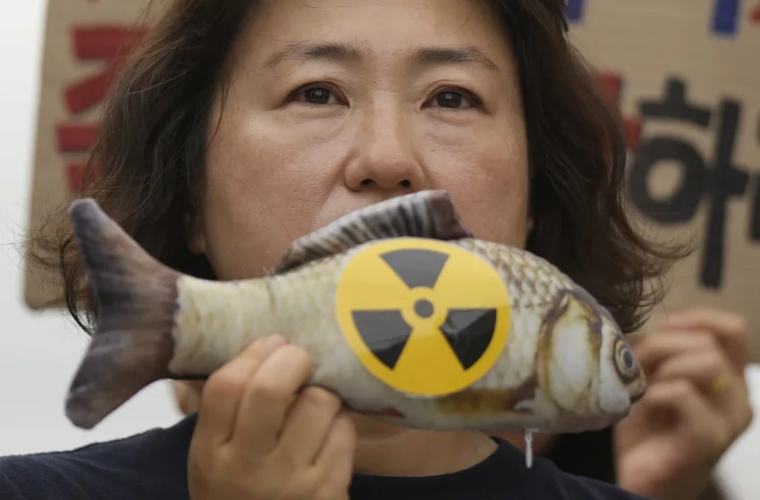  En los vecinos de Japón, el miedo y la frustración son compartidos por la liberación de agua radiactiva