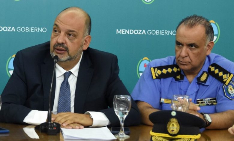  El jefe de la Policía de Mendoza no descartó un “trasfondo político” detrás del intento de saqueo en Las Heras