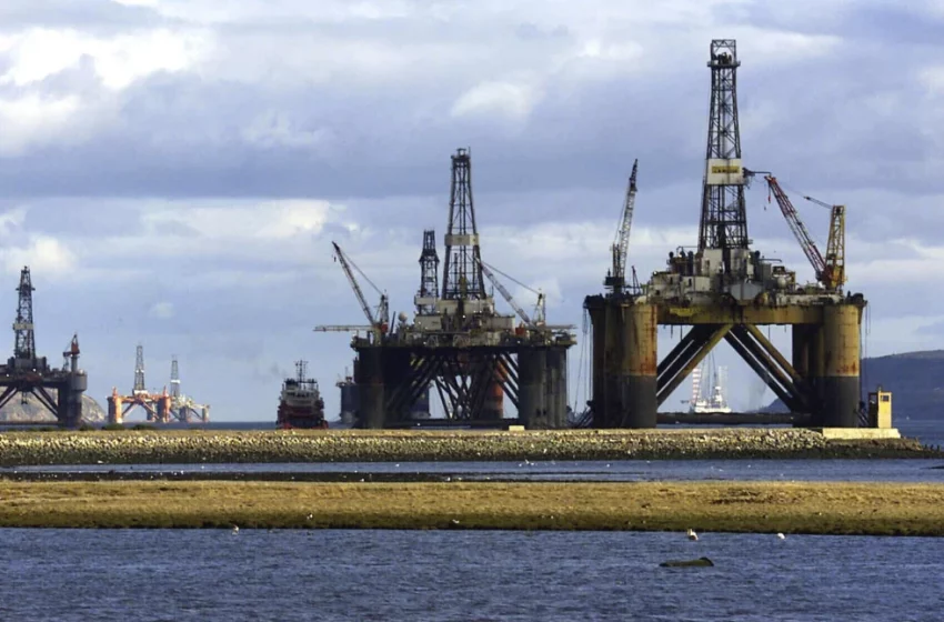  Gran Bretaña aprueba nuevas perforaciones petrolíferas en el Mar del Norte