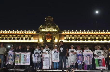 Subsecretario de DDHH en México: No hay vínculo entre estudiantes de Ayotzinapa con criminales