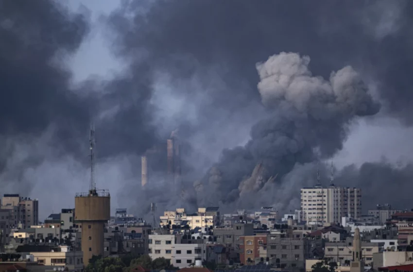  Palestinos aseguran que los civiles están pagando el precio de los bombardeos de Israel contra Gaza