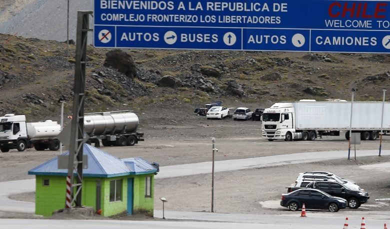  Atenti mendocinos: abren parcialmente el Paso Cristo Redentor, pero sólo para vehículos livianos y micros