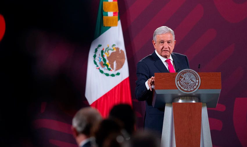  López Obrador lamenta el colapso de una iglesia que dejó 10 muertos en el norte de México