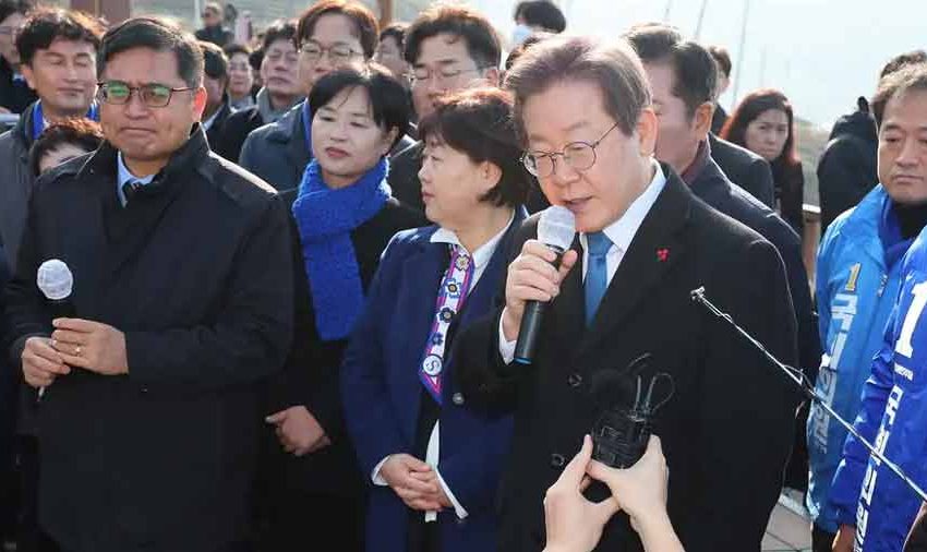  Líder de la oposición surcoreana se recupera tras puñalada