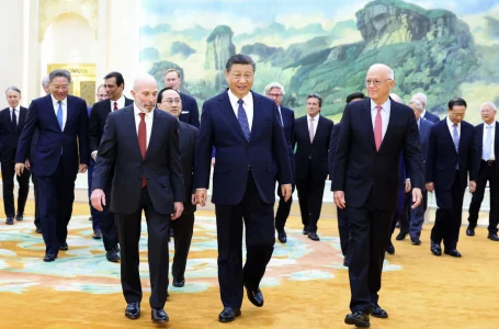 Xi de China emite un mensaje positivo en su reunión con líderes empresariales estadounidenses a medida que mejoran las relaciones