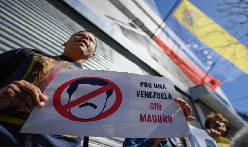  Venezolanos residentes en el exterior quieren votar por presidente este año pero no pueden cumplir con los requisitos de ausencia