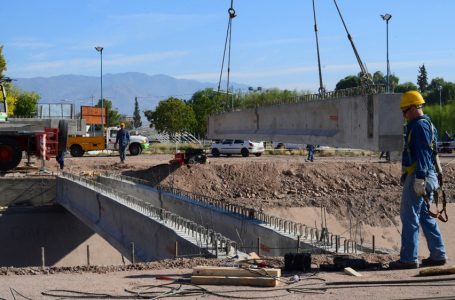 Se iniciaron las obras de uno de los puentes que conectarán Godoy Cruz y Guaymallén en las inmediaciones del Tomba