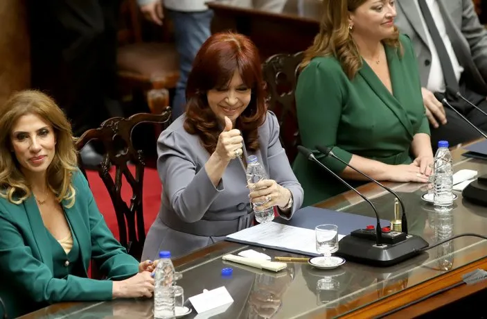  Reapareció Cristina Kirchner y cruzó al Gobierno de Javier Milei