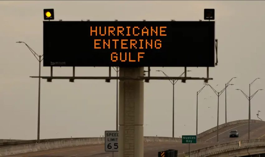  Huracán Beryl entra en Texas: lluvias, marejadas y apagones