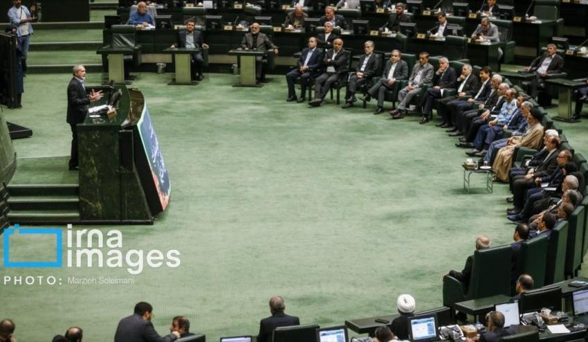  Parlamento iraní se reúne para evaluar gabinete propuesto por Pezeshkian