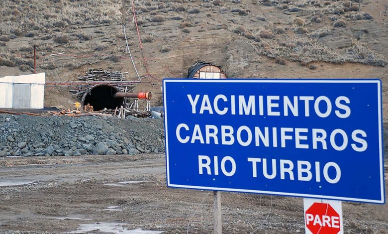  Tras las denuncias por coimas, allanaron Yacimientos Carboníferos Rio Turbio