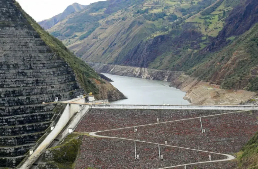  Ecuador volverá a tener apagones en todo el país por la crisis energética causada por la sequía