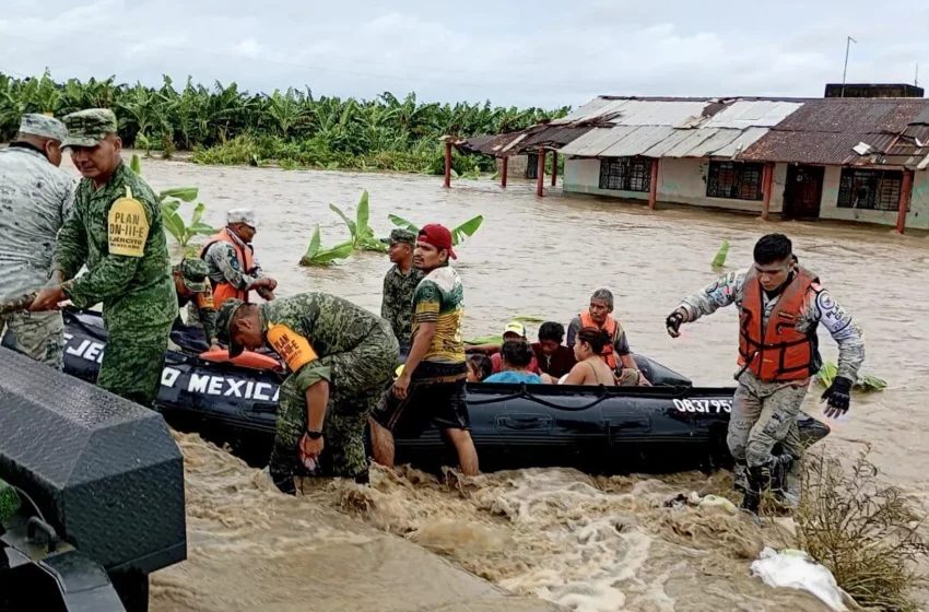  La tormenta Nadine provoca inundaciones en el sureste de México