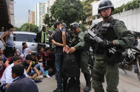 Denuncian crítica situación de salud de joven detenido por el régimen de Maduro