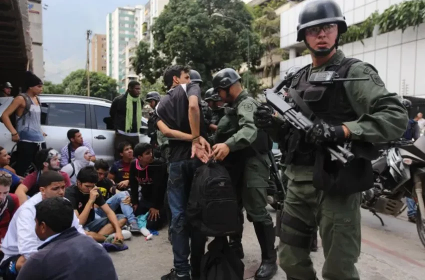  Denuncian crítica situación de salud de joven detenido por el régimen de Maduro