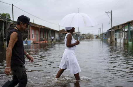 La región oeste de Cuba entra en fase de recuperación tras el paso del huracán Rafael