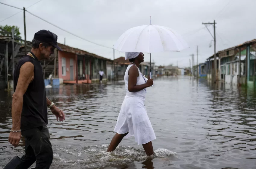  La región oeste de Cuba entra en fase de recuperación tras el paso del huracán Rafael