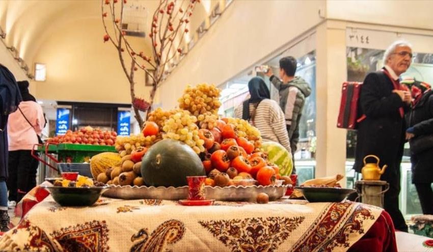  Iraníes celebran Noche de Yalda, victoria de verdad sobre falsedad