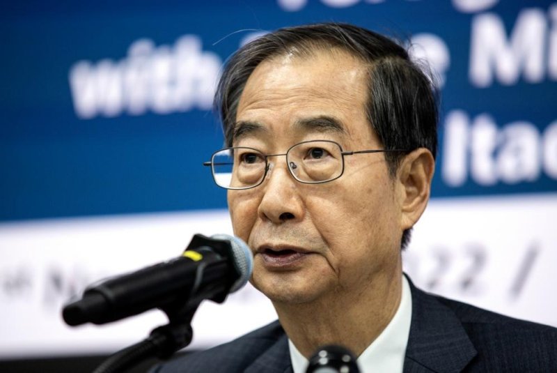  La Asamblea Nacional de Corea del Sur destituye al presidente en funciones Han Duck-soo