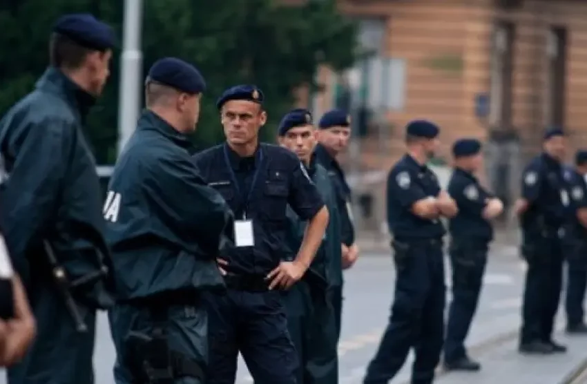  Muere una niña de 7 años y varios alumnos resultan heridos en un ataque con cuchillo en un colegio de Croacia