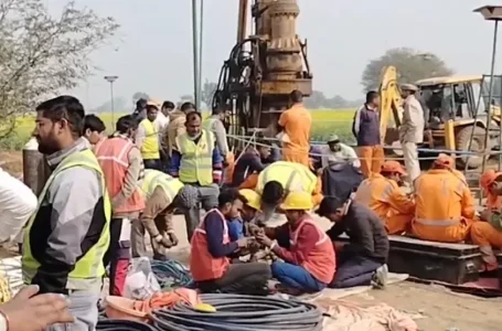 Intentan rescatar a una niña de 3 años que lleva atrapada 72 horas en un pozo en la India