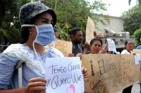 La Justicia ordenó al Gobierno de Milei que entregue medicación a pacientes con cáncer y otras enfermedades graves