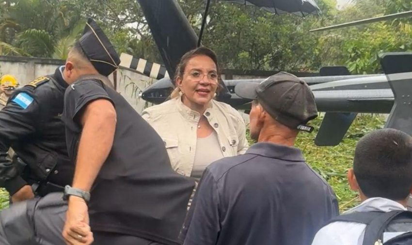  Helicóptero donde viajaba la presidenta Xiomara Castro aterriza de emergencia en una zona boscosa de Honduras